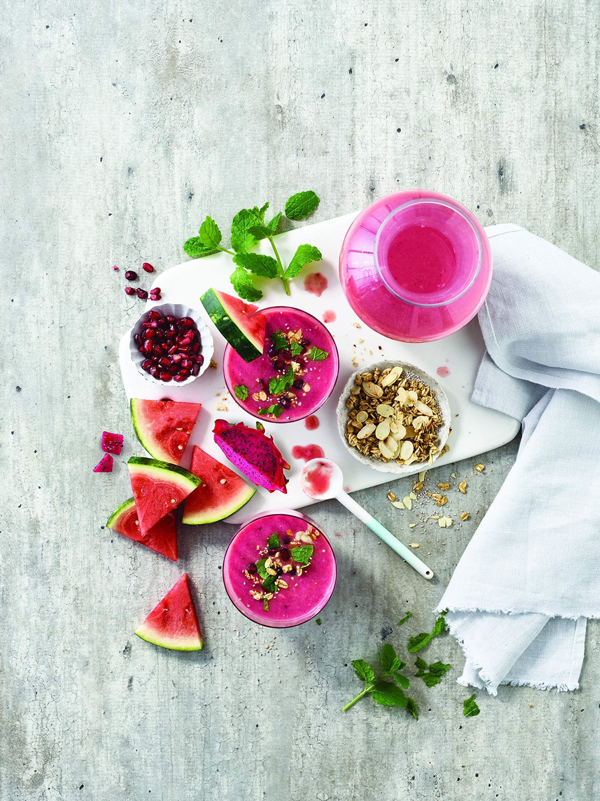 KENWOOD Blender 500W Smoothie Blender/Smoothie Maker 1.5L with Multi Mill (Grinder/Chopper), Ice Crush Function خلاط كينوود بقدرة 500 واط وسعة 1.5 لتر مع مطحنة متعددة الوظائف (مطحنة/مفرمة)، وظيفة تكسير الثلج KENWOOD Blender 500W Smoothie Blender/Smoothie Maker 1.5L with Multi Mill (Grinder/Chopper), Ice Crush Function خلاط كينوود بقدرة 500 واط وسعة 1.5 لتر مع مطحنة متعددة الوظائف (مطحنة/مفرمة)، وظيفة تكسير الثلج